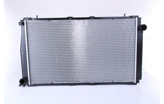 Radiateur, refroidissement du moteur 67740 Nissens, Image 2