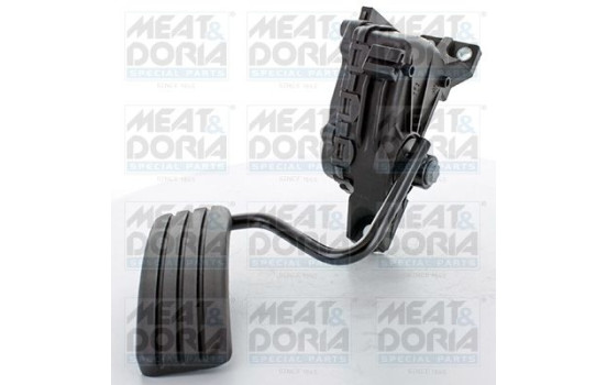 Accelerator pedal set