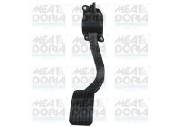 Accelerator pedal set