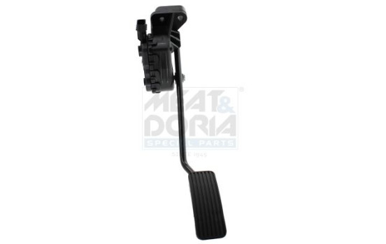 Accelerator pedal set
