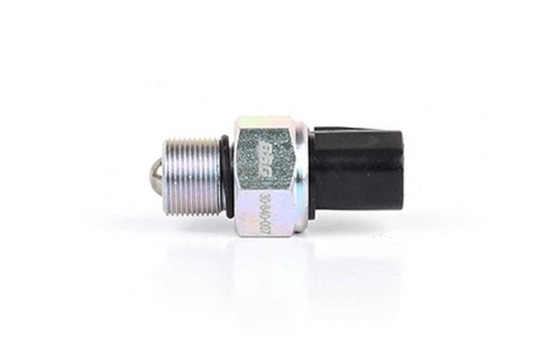 Reversing switch