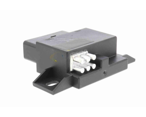 Relay, fuel pump, Image 6