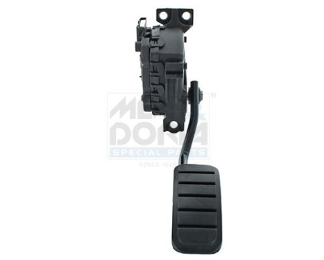 Accelerator pedal set
