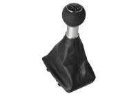 Gear shift knob