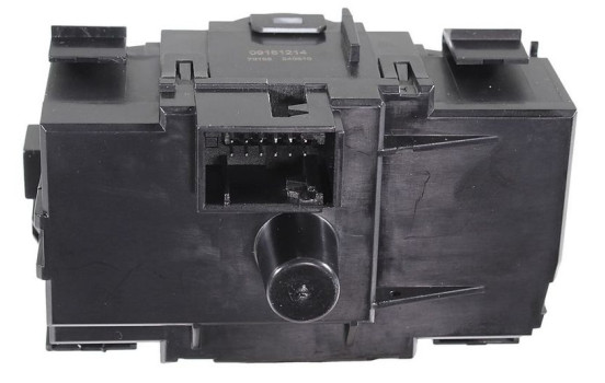 Switch, main light, Image 2