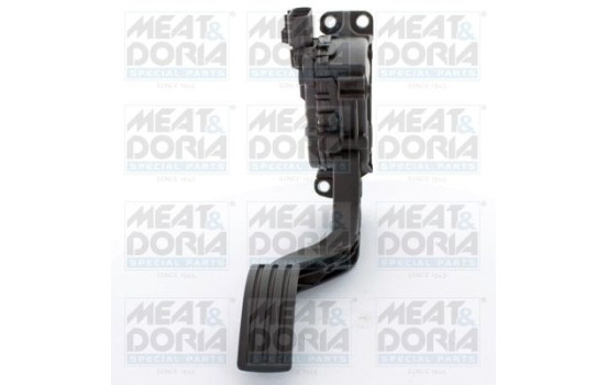 Accelerator pedal set