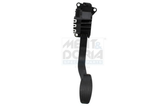 Accelerator pedal set
