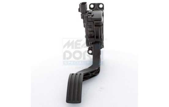 Accelerator pedal set