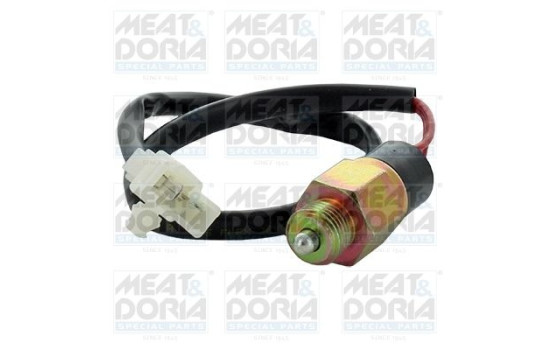 Reversing switch