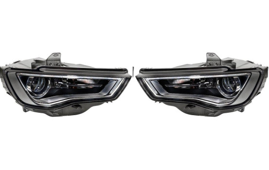 Juego de faros delanteros SET_0303986H Hella