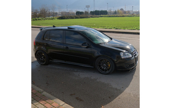 Bas de caisse à sens unique compatibles avec Volkswagen Golf V GTi/GTD 2003-2008 - Noir brillant, Image 3