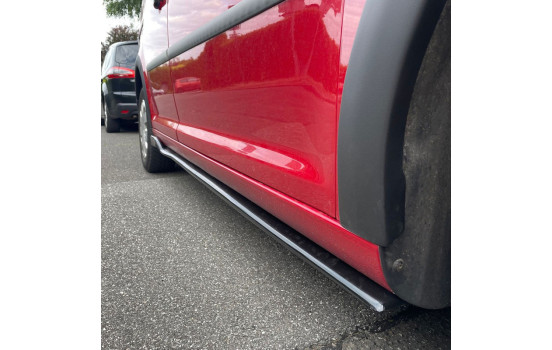 Jupes latérales unidirectionnelles pour Volkswagen Caddy MK4 2015-2020 - Noir brillant, Image 2