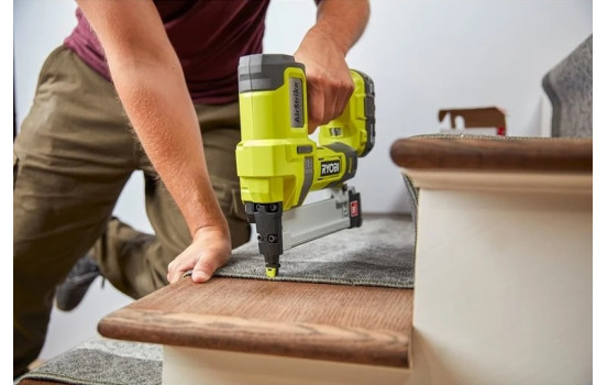 Grapadora inalámbrica Ryobi ONE+ de 18 V (sin batería) R18GS18-0, Imagen 5