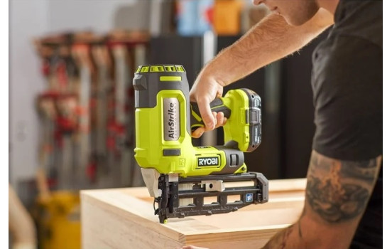 Grapadora Ryobi ONE+ de 18 V y 16 g (sin batería) R16GN18-0, Imagen 5