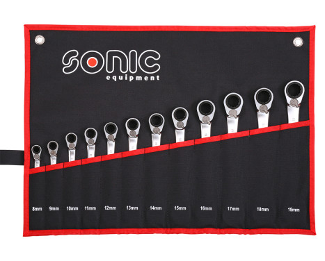 Juego de llaves combinadas de trinquete de 12 caras en estuche de 12 piezas.