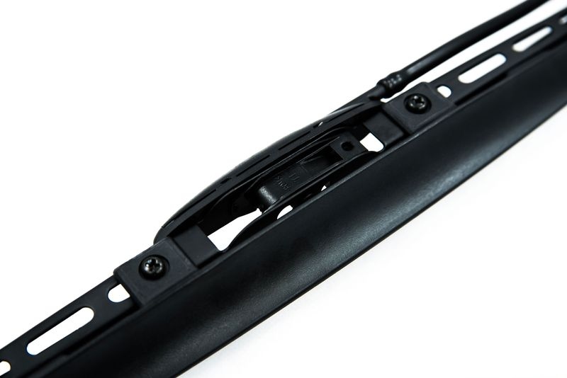 OXIMO Wiper blade with Pre-assembled Spray Nozzle WUSPR650 Windscreen wiper,Window wiper MERCEDES-BENZ,RENAULT,FIAT,VIANO (W639),VITO Bus (638)