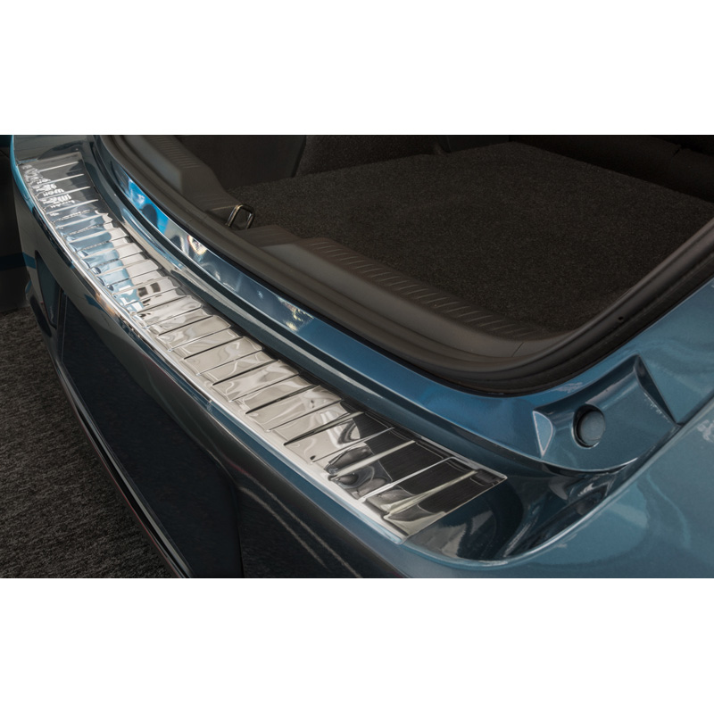 Protection de seuil arrière en acier inoxydable Toyota Auris Touring Sports 2015- Ribs AV235274