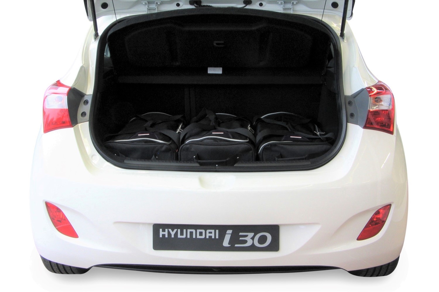 Travel bag set Hyundai (GD) 2012-2016 5d