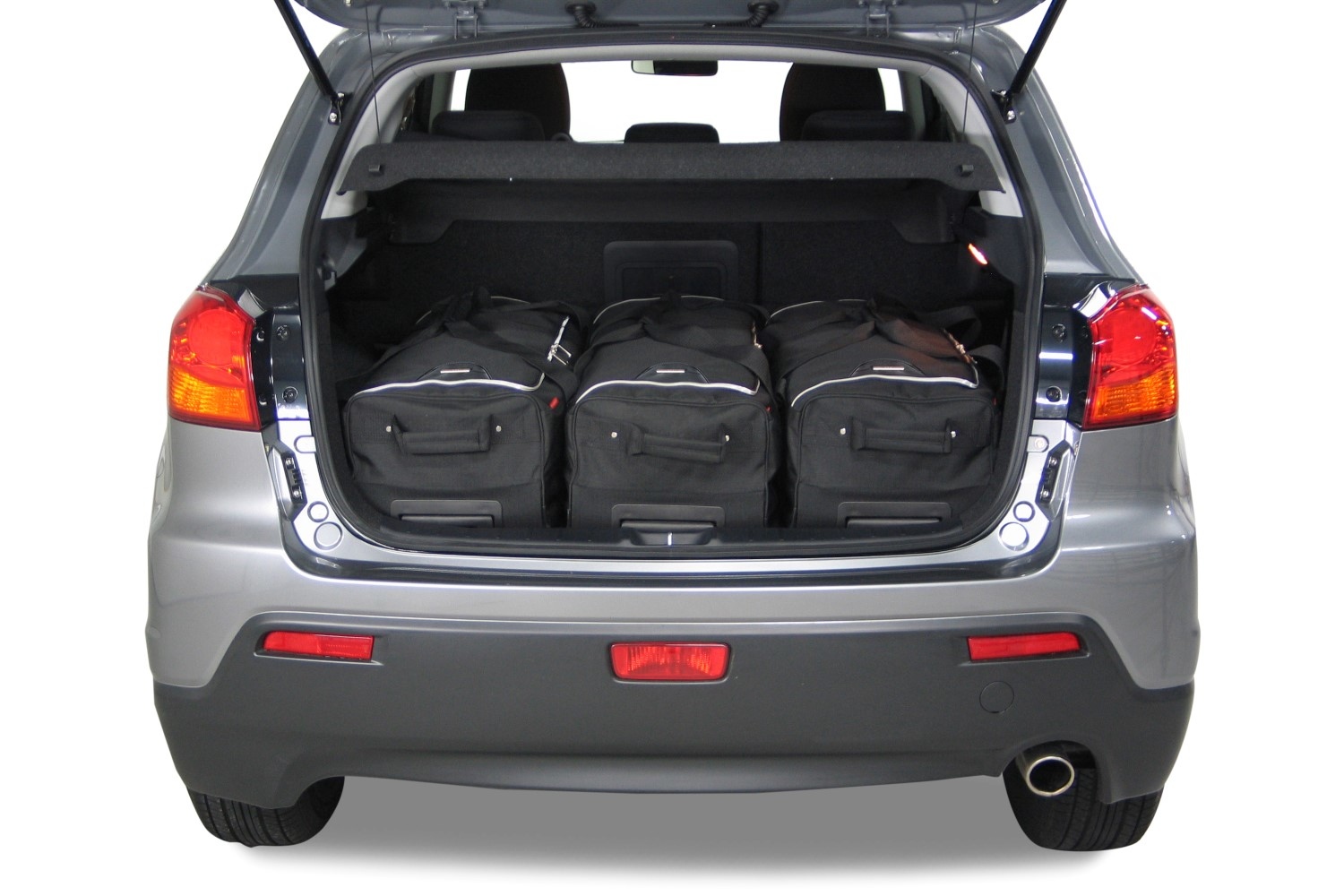 Travel bag set Mitsubishi 2010- suv