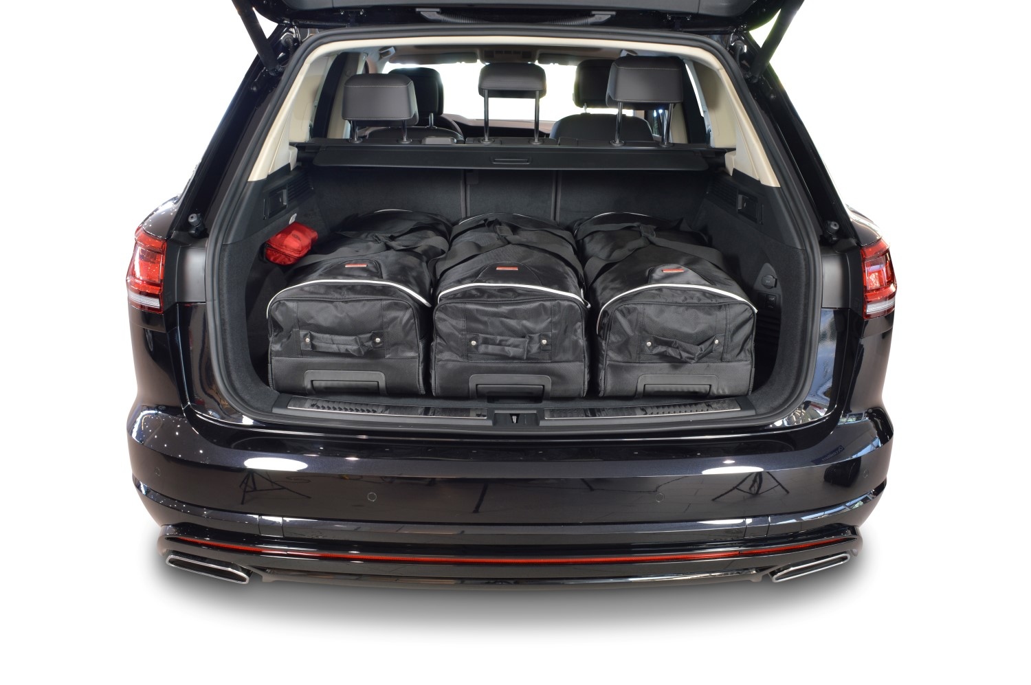 Travel bag set Volkswagen Touareg III 2018- suv