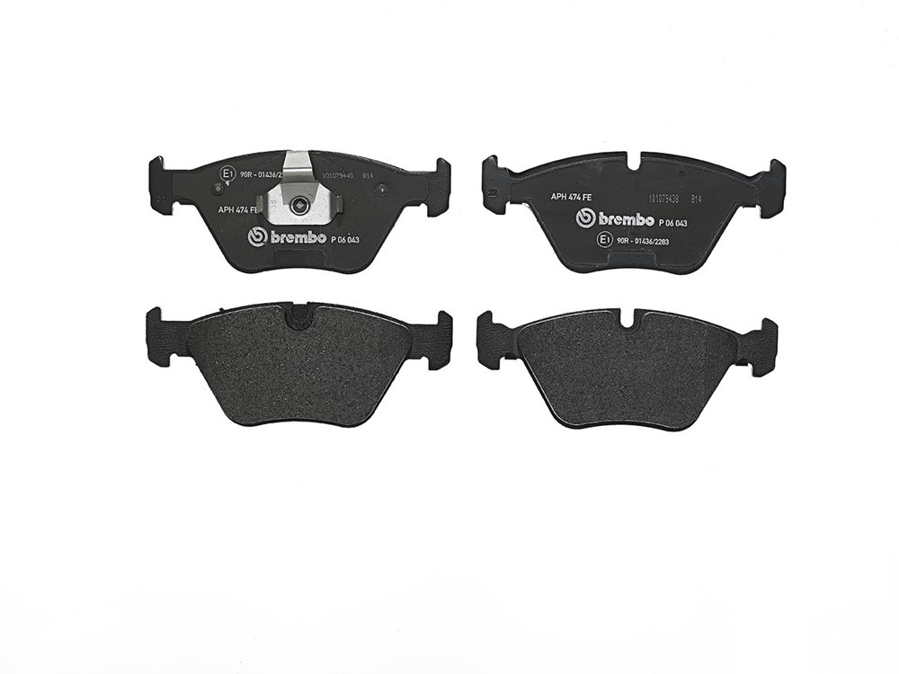 BREMBO Brake pad set BMW,ROVER,WIESMANN P 06 043 34112157573,34112357229,34113404362 34116750148,34116761243,34116779652,7592D946,SFP000040,SFP000041