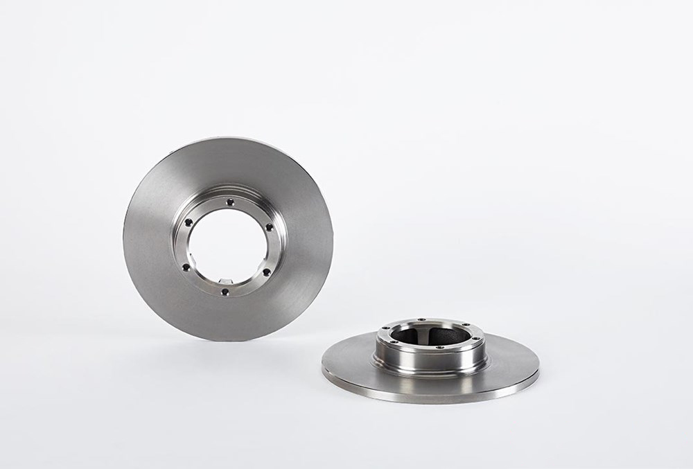 BREMBO Brake disc PRIME LINE solid 08.2138.10 Brake rotor,Brake discs RENAULT,DACIA,ARO,4 (112_),5 (122_),4 Kasten (R21_, R23_),12,18 (134_)