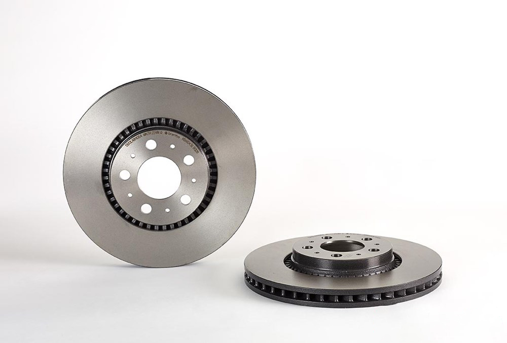 BREMBO Brake disc VOLVO 09.9130.11 272404,2724045,274170 Brake rotor,Brake discs,Brake rotors 2741700,2741702,274559,31262707,312627070,31262716