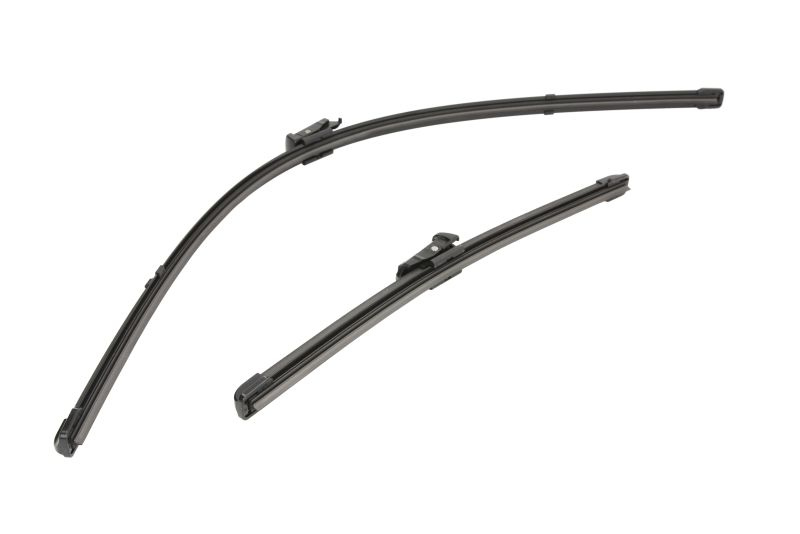VALEO Wiper blade SILENCIO FLAT BLADE SET Front 577952 Windscreen wiper,Window wiper FORD,Fiesta Mk7 Schrägheck,Puma SUV,Fiesta Mk7 Kastenwagen