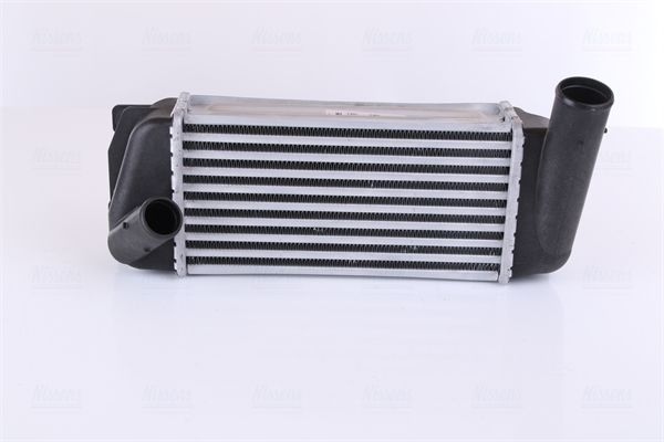 Intercooler, charger 96263 Nissens