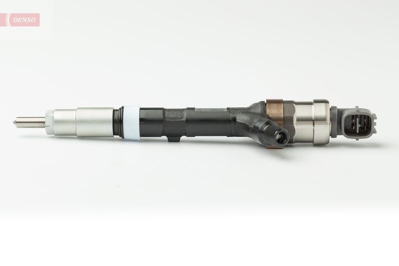 DENSO Injectors DCRI100570 Fuel Injectors,Injector Nozzle TOYOTA,RAV 4 II (CLA2_, XA2_, ZCA2_, ACA2_),AVENSIS (_T22_),Avensis Kombi (_T22_)