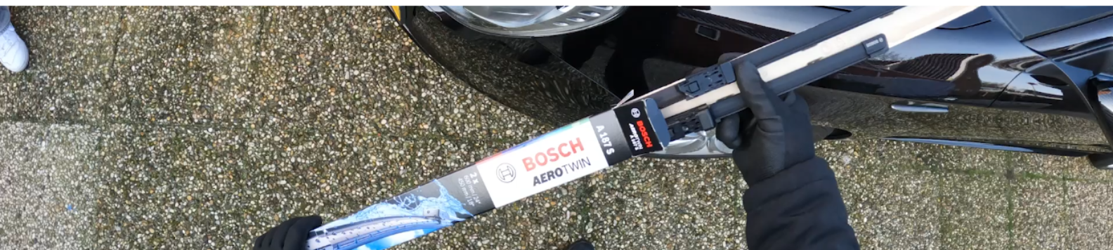 Haal de nieuwe ruitenwisser uit de doos