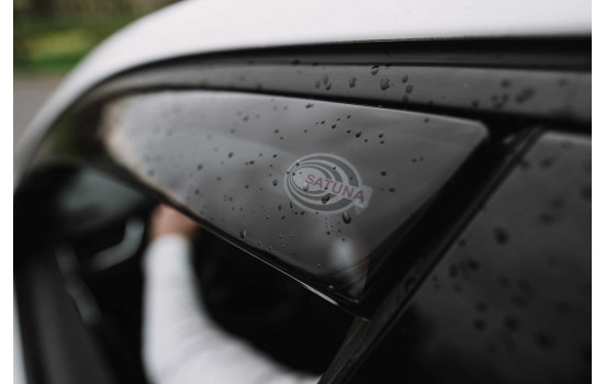 Deflectores de viento laterales Classic completos aptos para Renault Clio IV Grandtour 5 puertas 2012-2019, Imagen 4