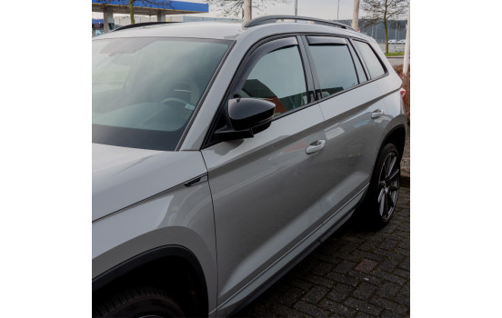 Side wind deflectors Master Dark (rear) suitable for Skoda Kodiaq 2017- (only with chrome window frames), Image 4