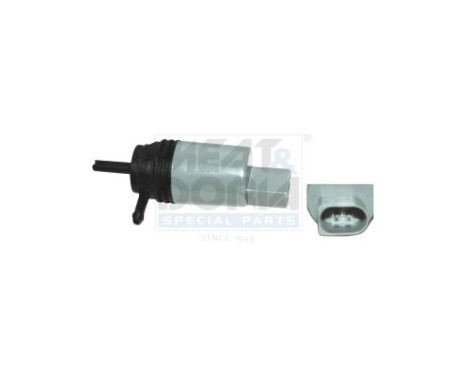 Cleaning fluid pump, window cleaning