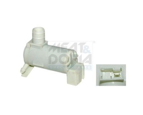 Cleaning fluid pump, window cleaning