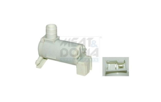 Cleaning fluid pump, window cleaning