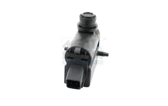 Cleaning fluid pump, window cleaning