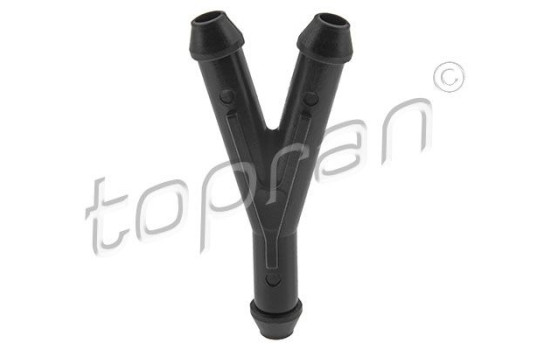 Connecting element, cleaning fluid line