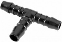 Connecting element, cleaning fluid line