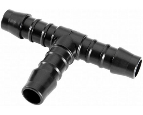 Connecting element, cleaning fluid line