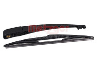 Windshield wiper arm, windshield cleaning